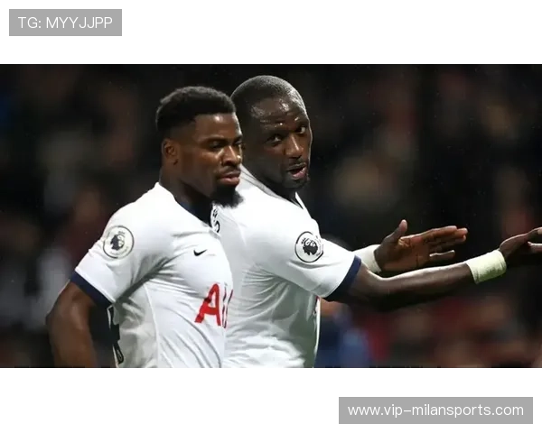 球员社交争议引发舆论 俱乐部发布官方声明,球员海外言论 球员社交争议引发舆论 俱乐部发布官方声明,球员海外言论