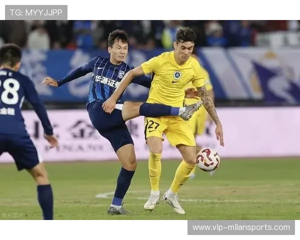 成都蓉城拜合拉木拉边接球，内切后横传制造空当